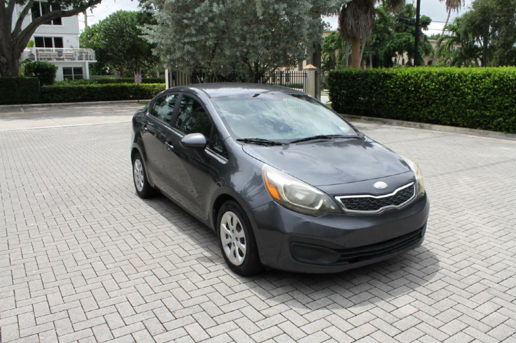 2013 Kia Rio Image 3