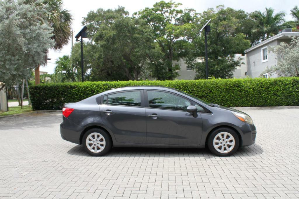 2013 Kia Rio Image 4