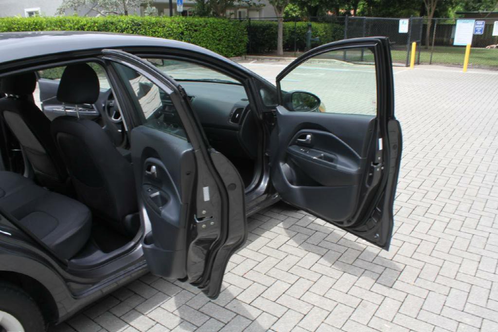 2013 Kia Rio Image 11