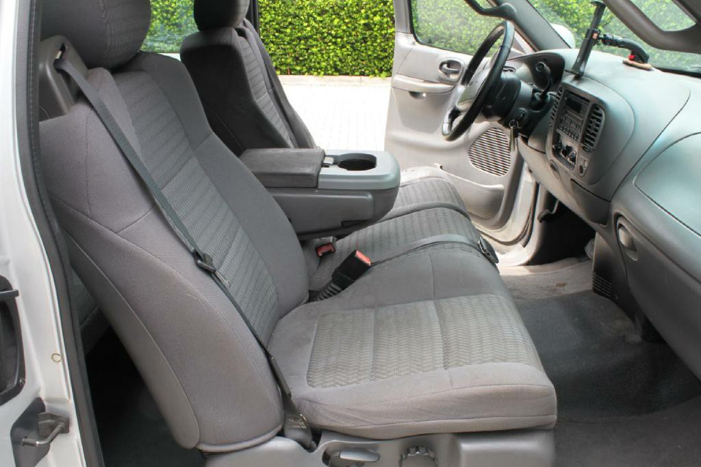 2002 Ford F-150 Image 11