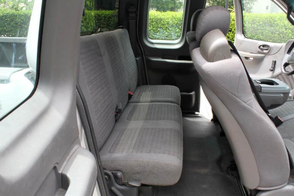 2002 Ford F-150 Image 12