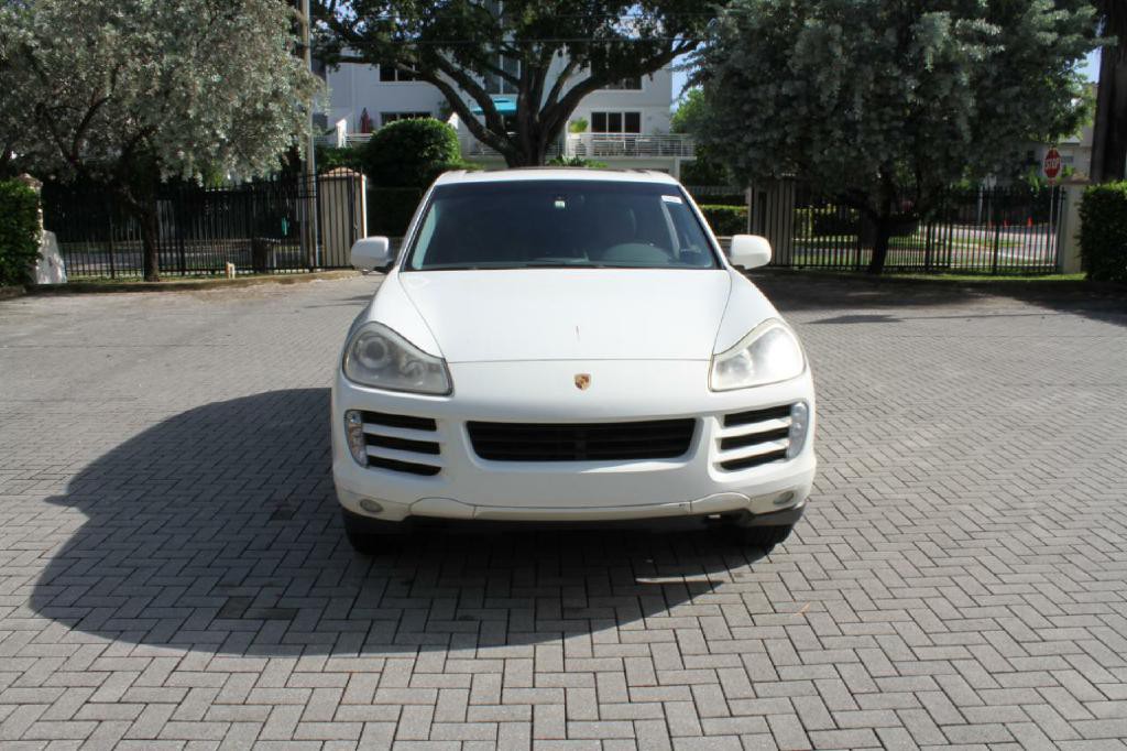 2008 Porsche Cayenne Image 3