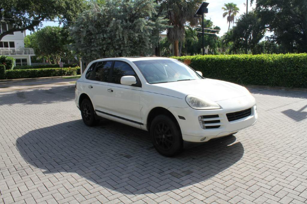 2008 Porsche Cayenne Image 4