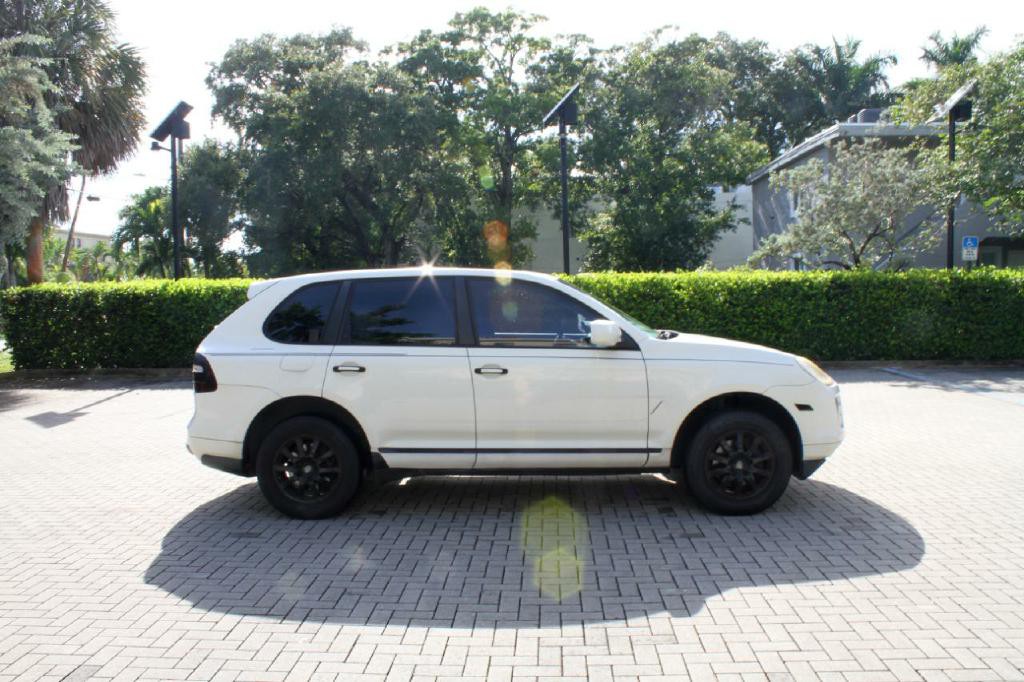2008 Porsche Cayenne Image 5
