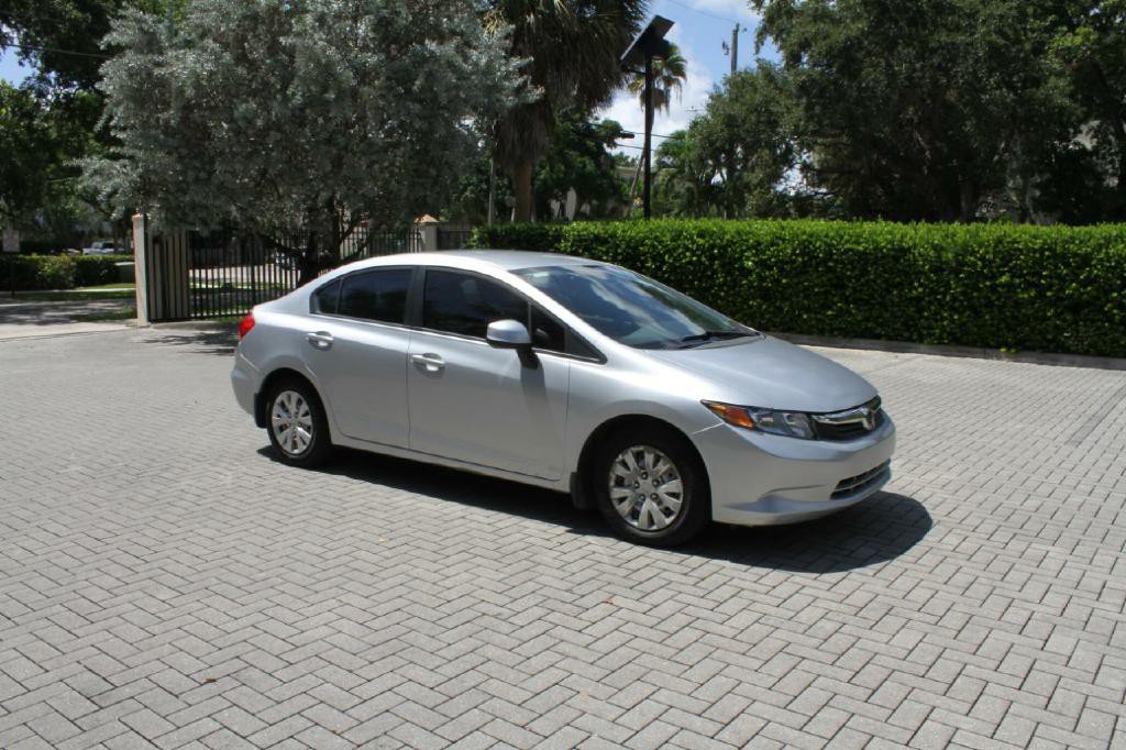 2012 Honda Civic Image 4