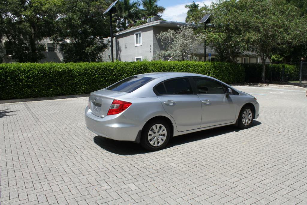 2012 Honda Civic Image 6