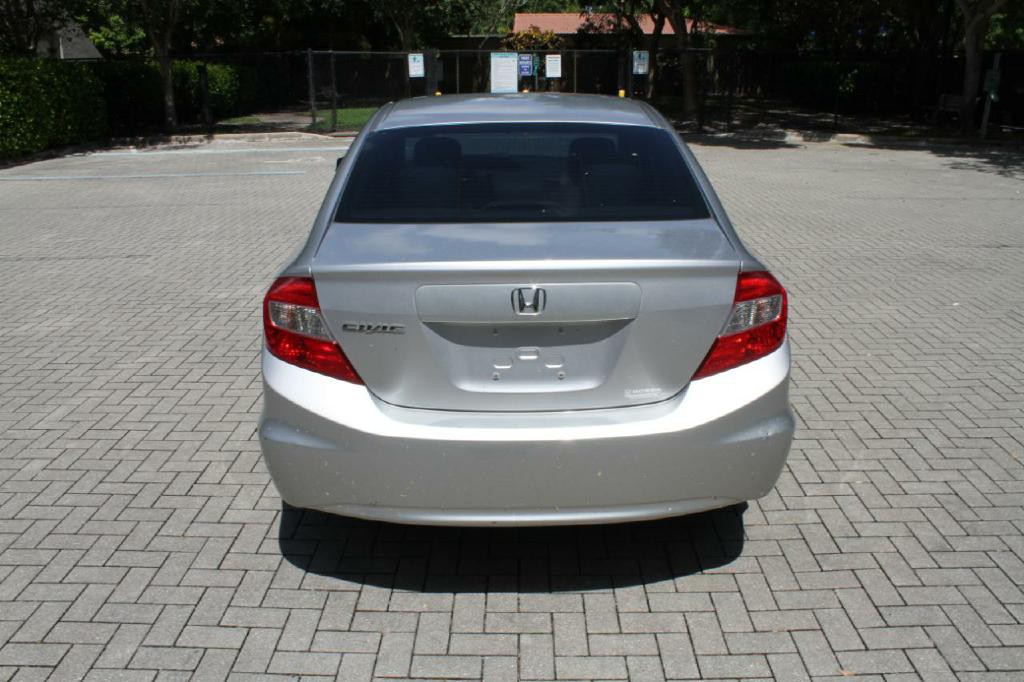 2012 Honda Civic Image 7