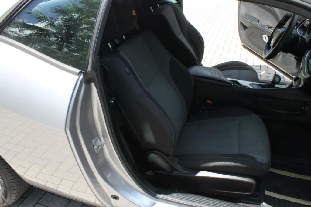 2016 Dodge Challenger Image 12