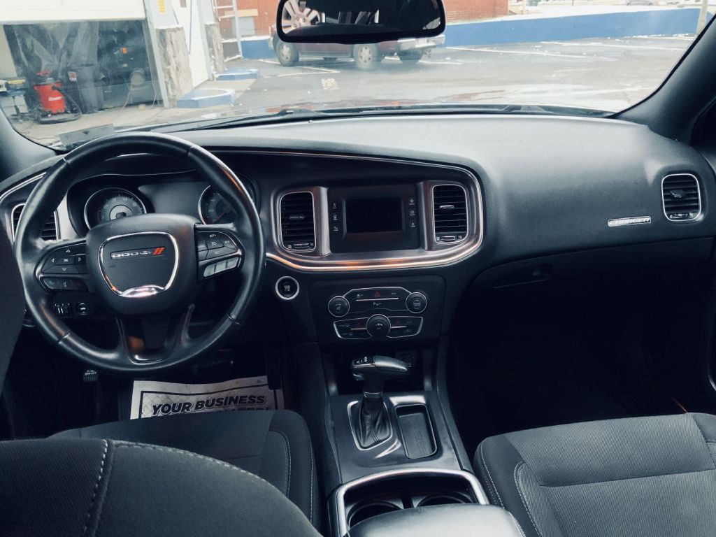 2015 Dodge Charger Image 2