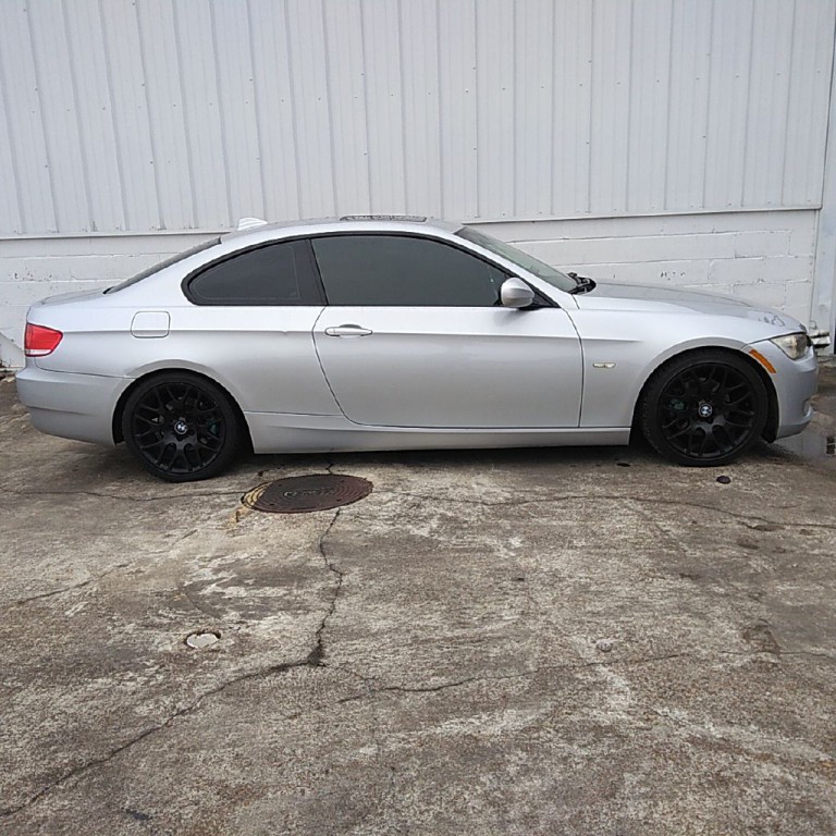 2010 BMW 3 Series Image 4