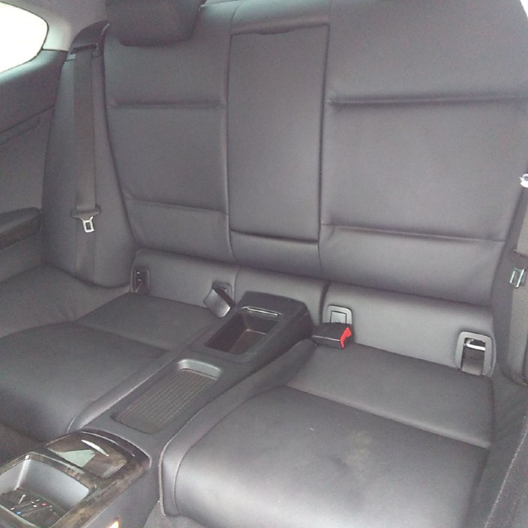 2010 BMW 3 Series Image 8