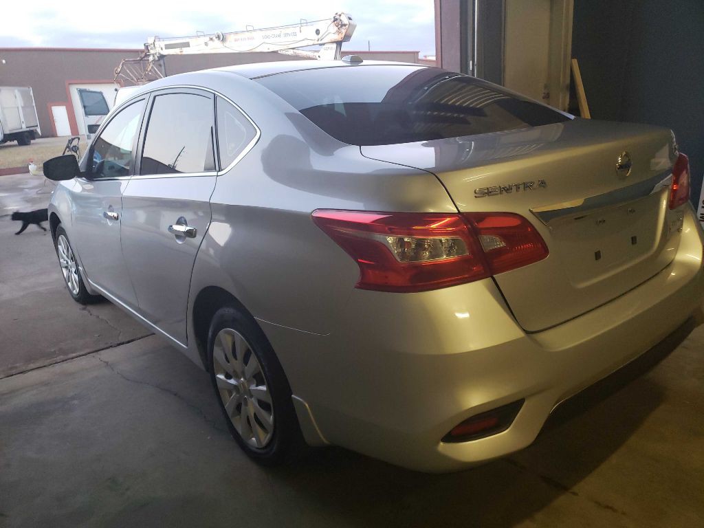 2016 Nissan Sentra Image 29