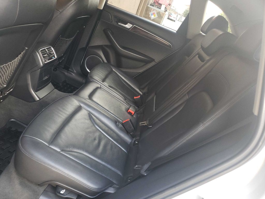 2012 Audi Q5 Image 11