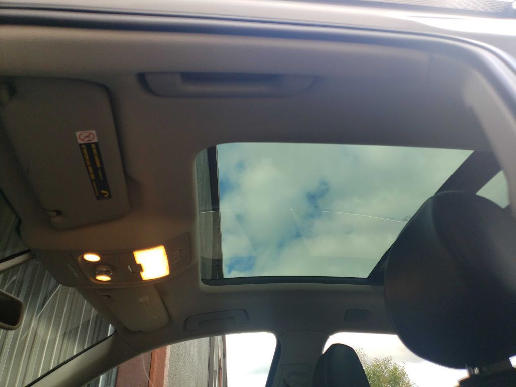 2012 Audi Q5 Image 14