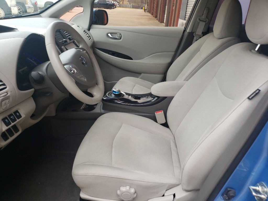 2012 Nissan Leaf Image 6