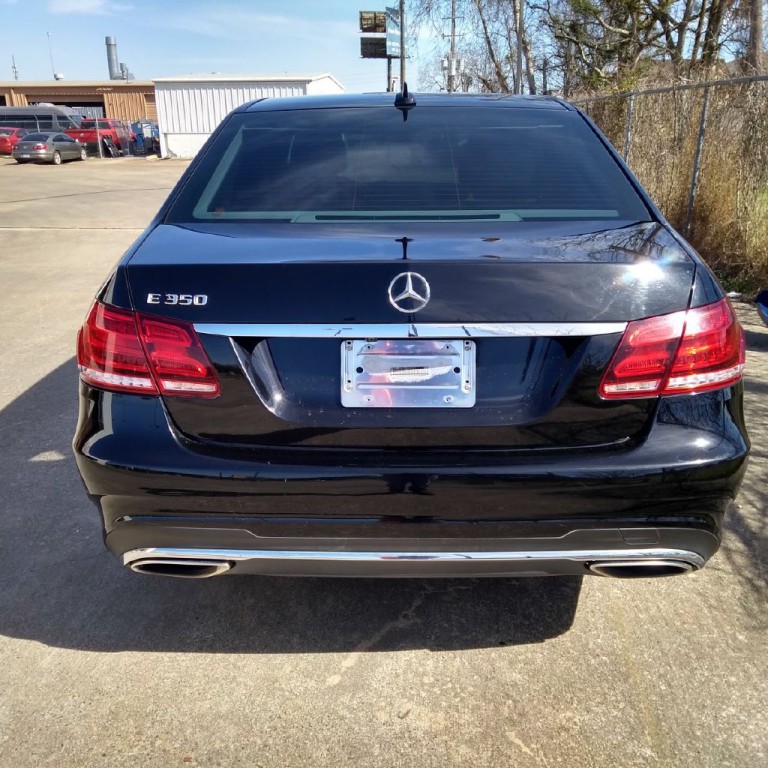 2016 Mercedes-Benz E-Class Image 8