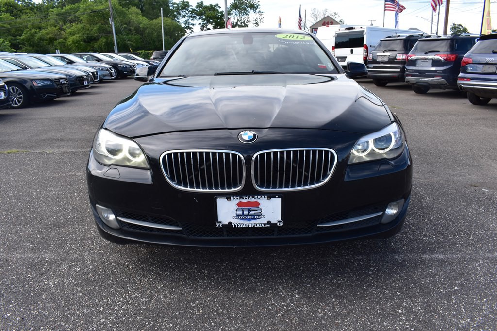 2012 BMW 5 Series Image 2