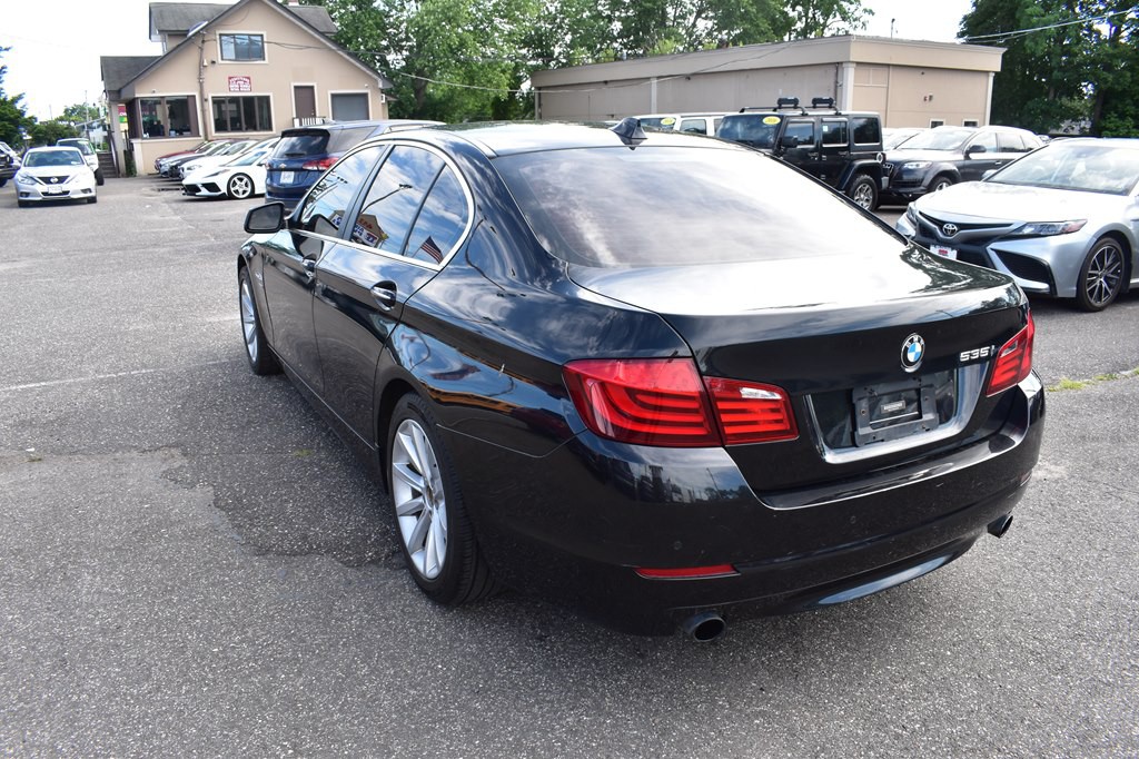 2012 BMW 5 Series Image 6