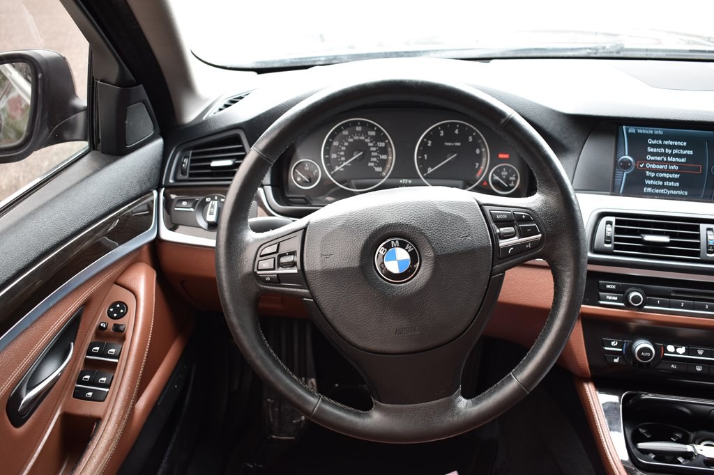 2012 BMW 5 Series Image 18