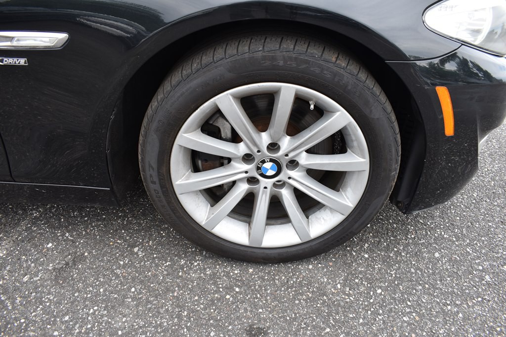 2012 BMW 5 Series Image 28
