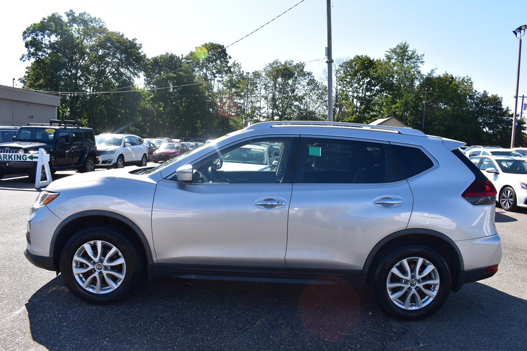 2018 Nissan Rogue Image 3