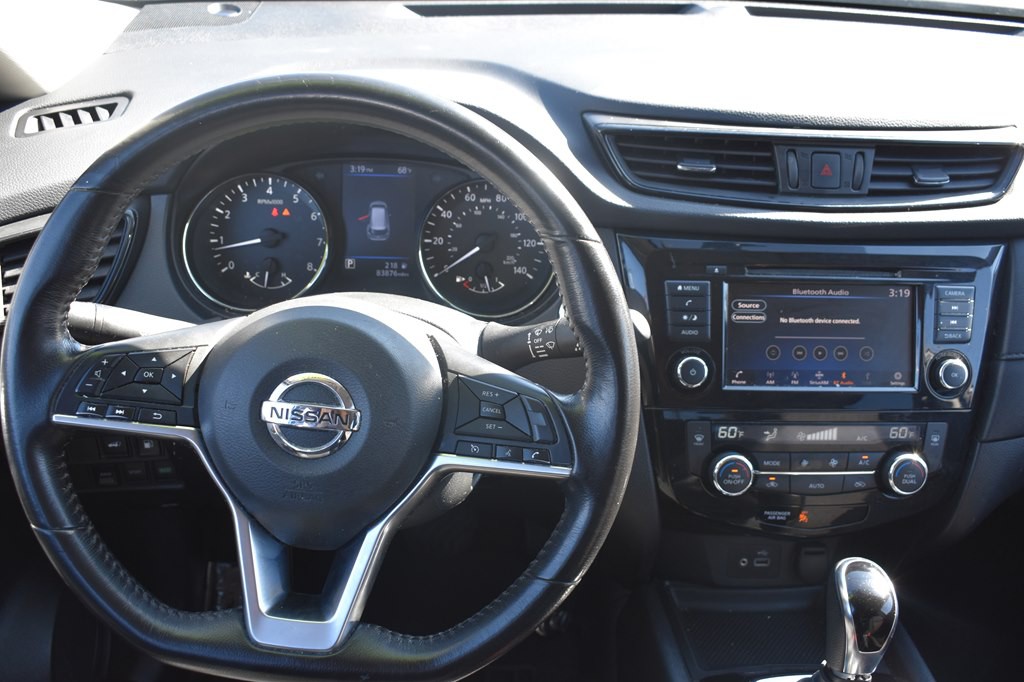 2018 Nissan Rogue Image 13