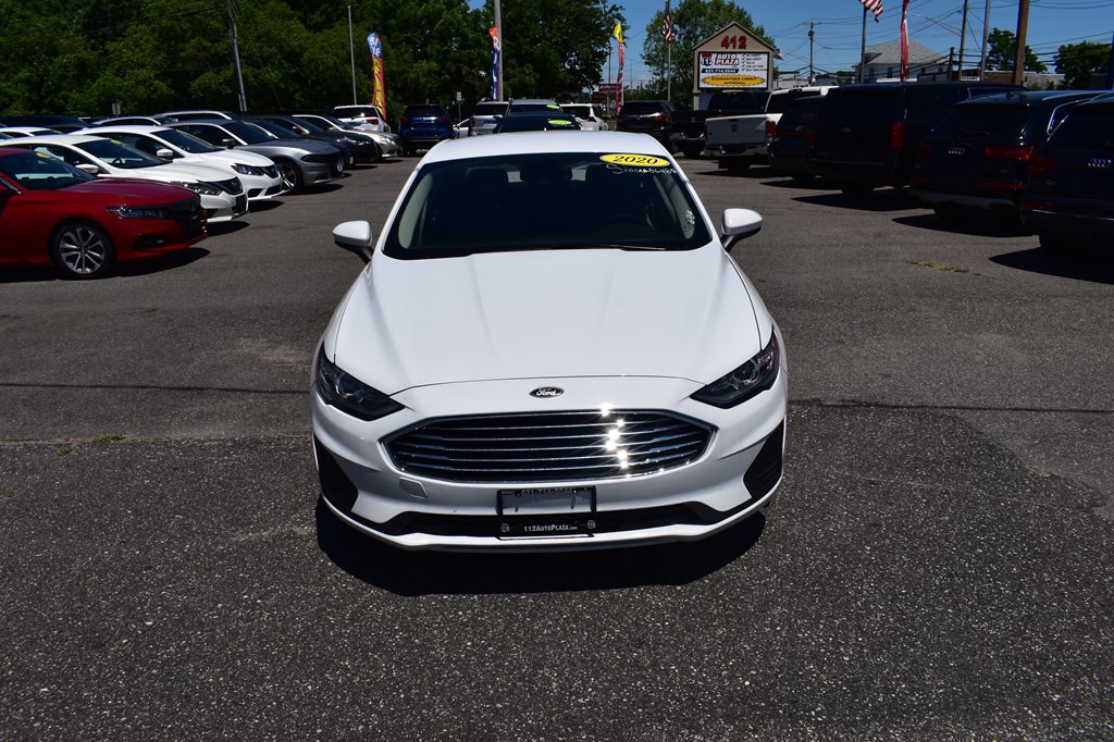 2020 Ford Fusion Image 2