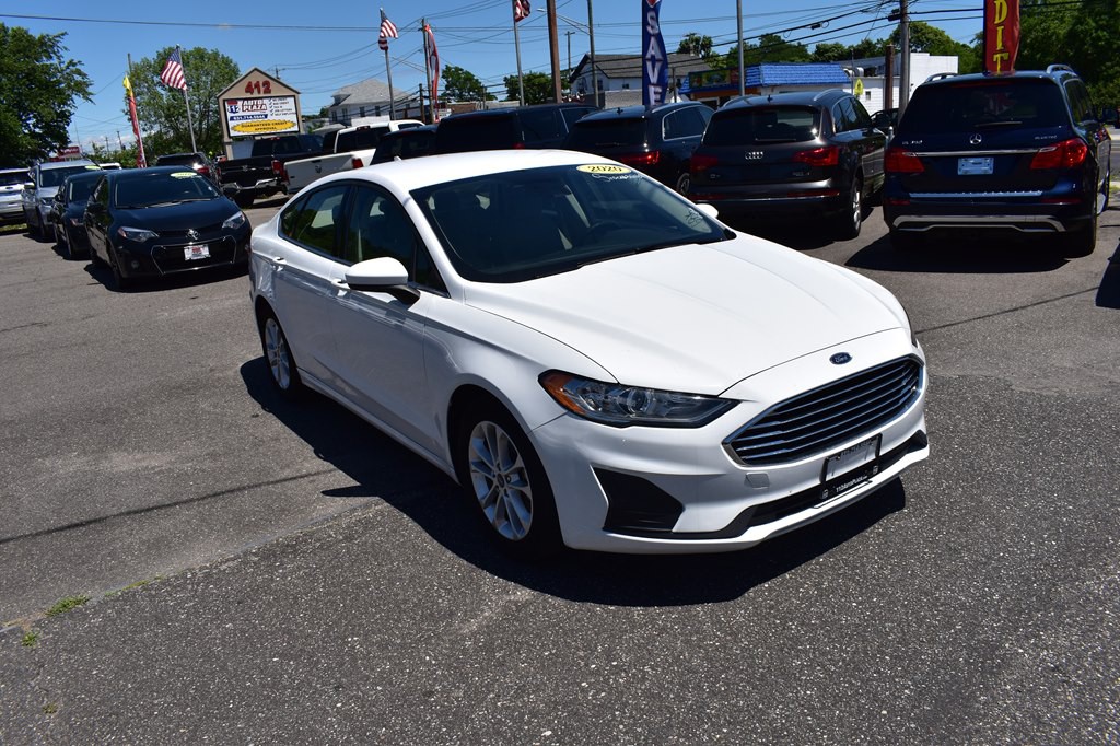 2020 Ford Fusion Image 4