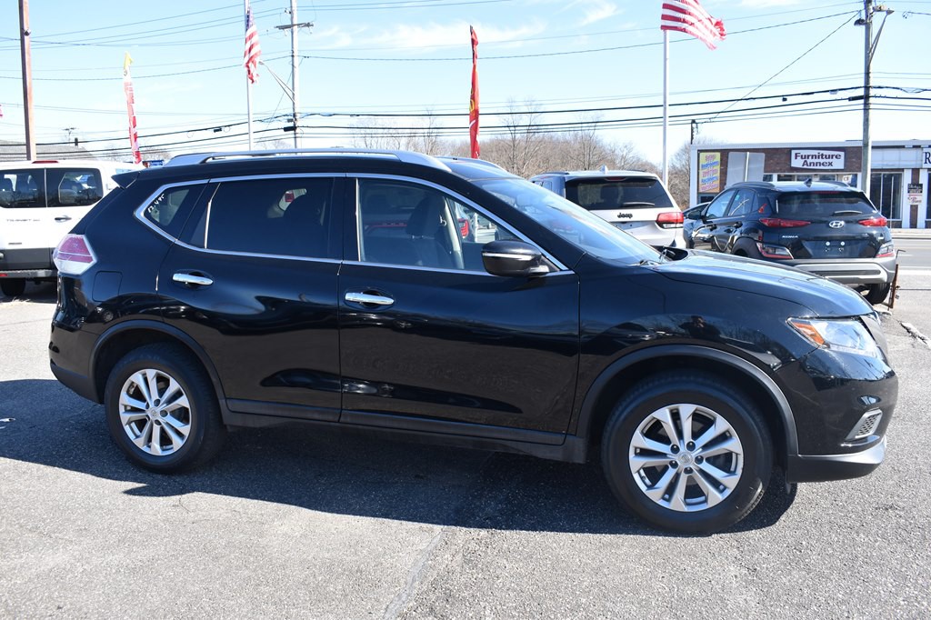 2015 Nissan Rogue Image 9