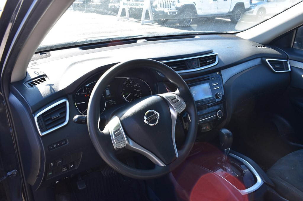 2015 Nissan Rogue Image 10