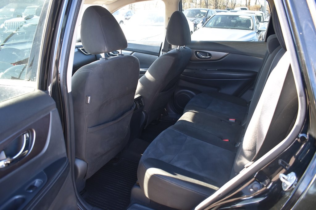 2015 Nissan Rogue Image 22