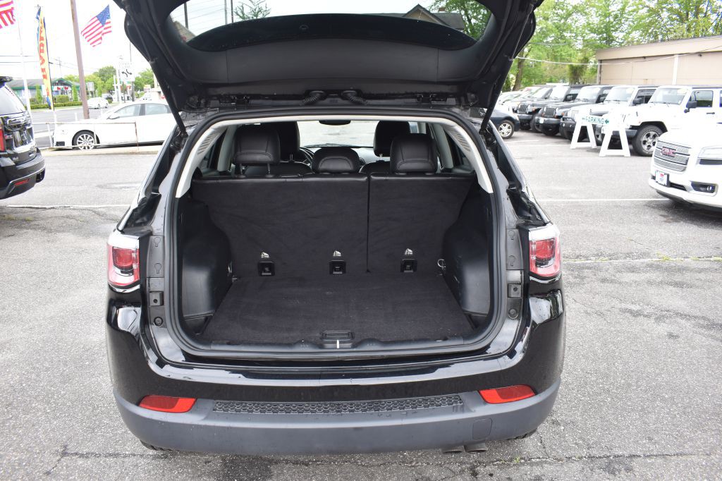 2019 Jeep Compass Image 10