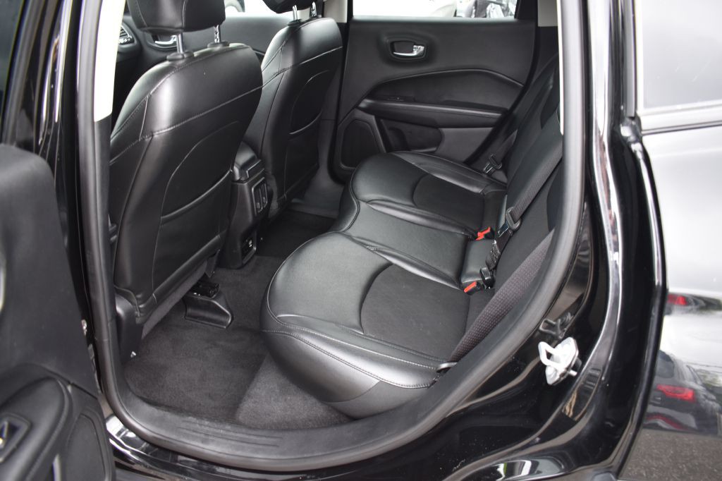 2019 Jeep Compass Image 14