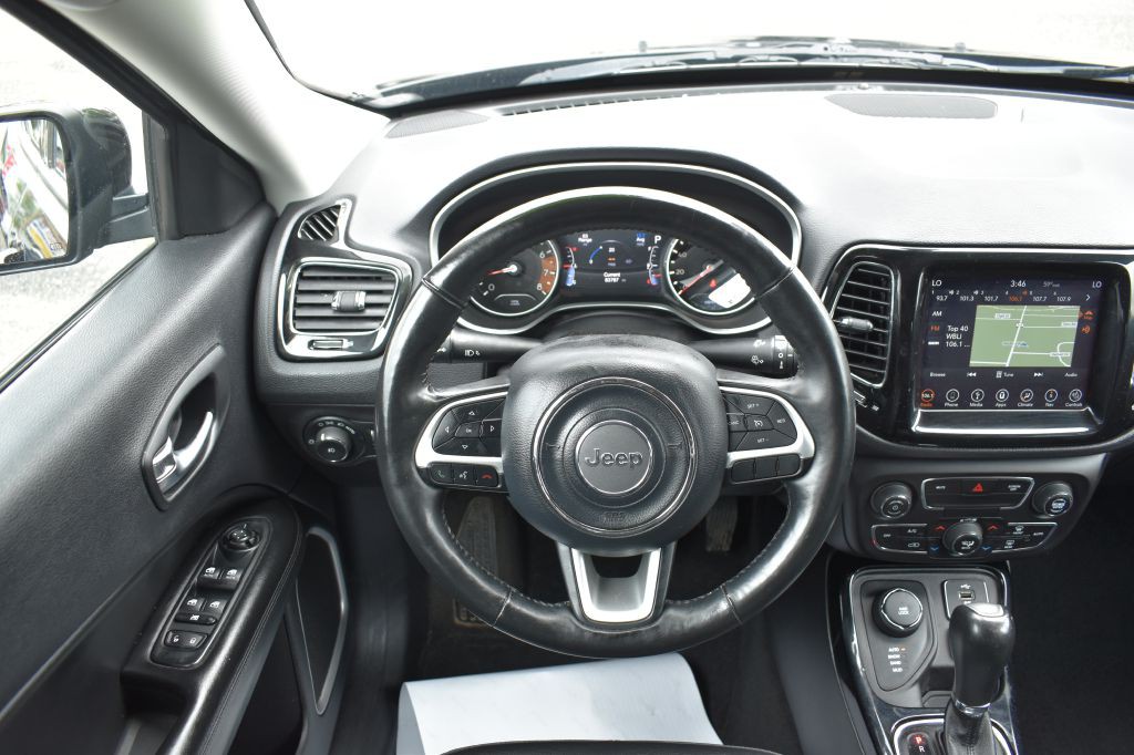 2019 Jeep Compass Image 17