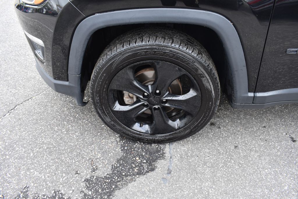 2019 Jeep Compass Image 25