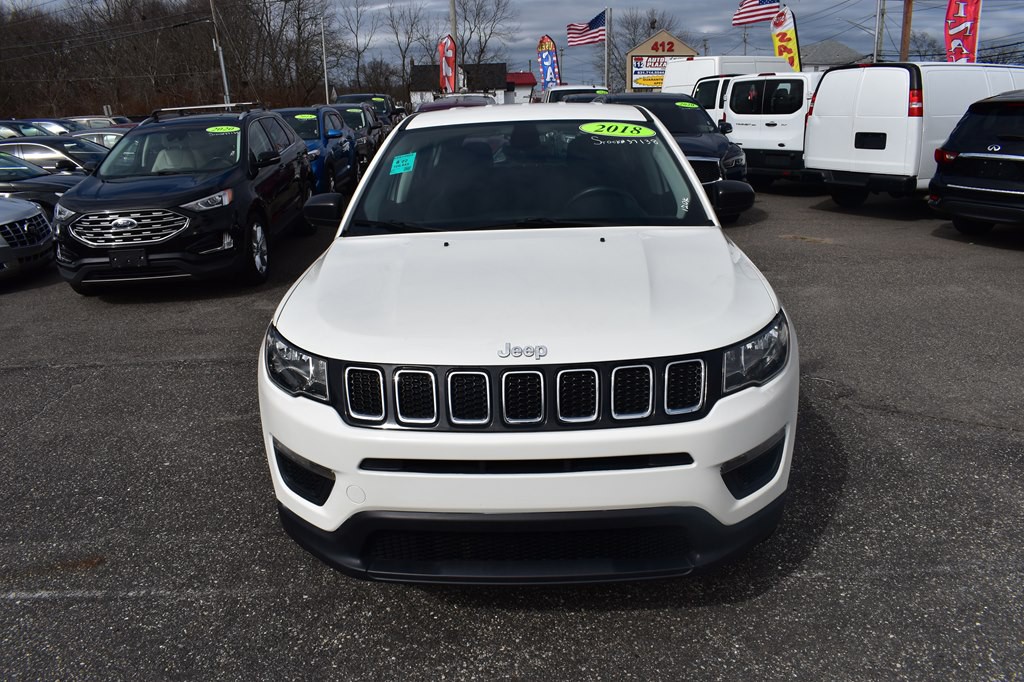 2018 Jeep Compass Image 2
