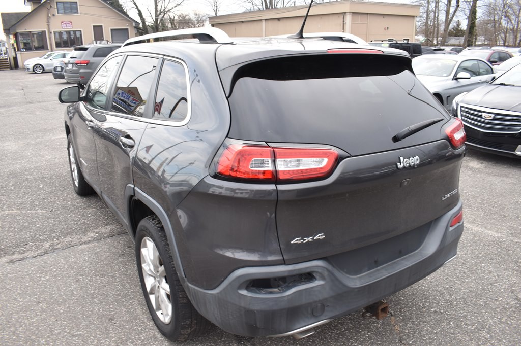 2015 Jeep Cherokee Image 6