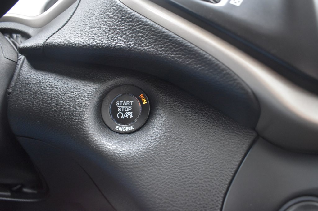 2015 Jeep Cherokee Image 17