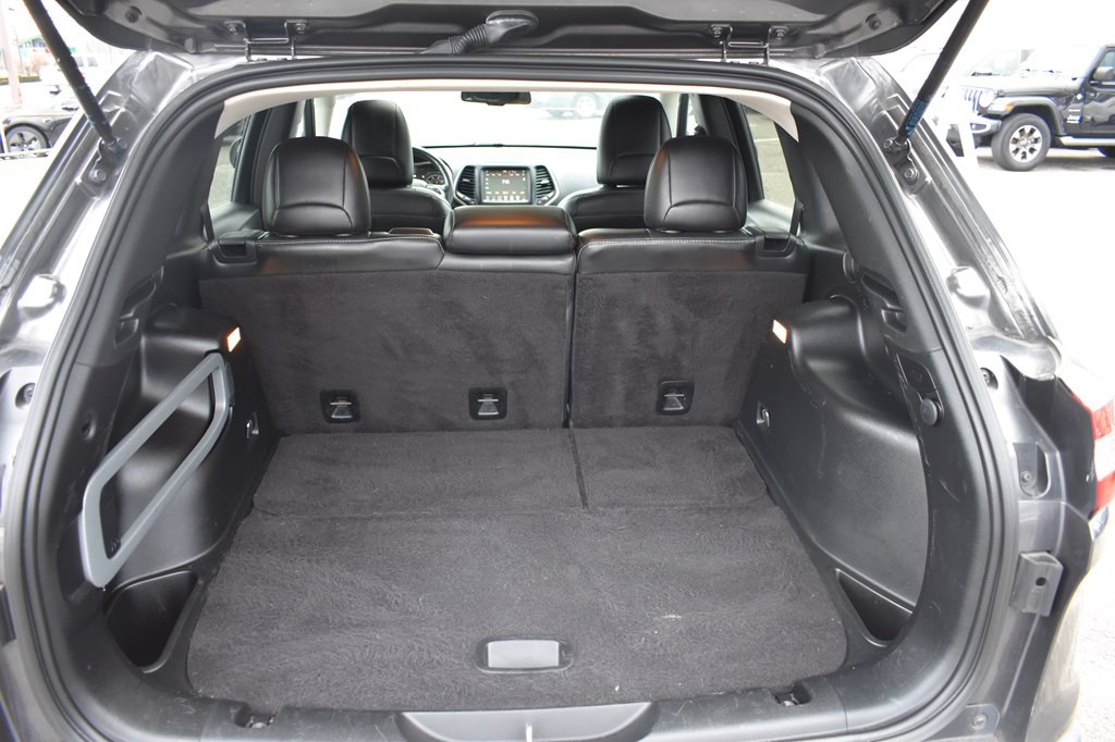 2015 Jeep Cherokee Image 20