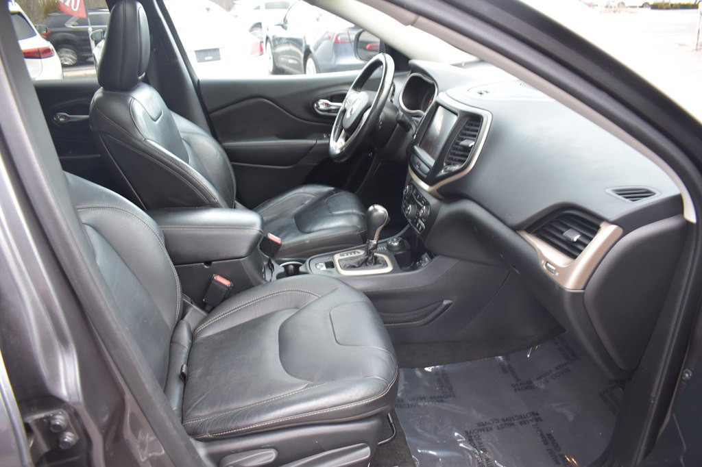 2015 Jeep Cherokee Image 22