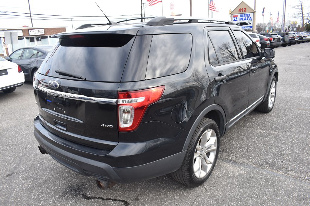 2014 Ford Explorer Image 8