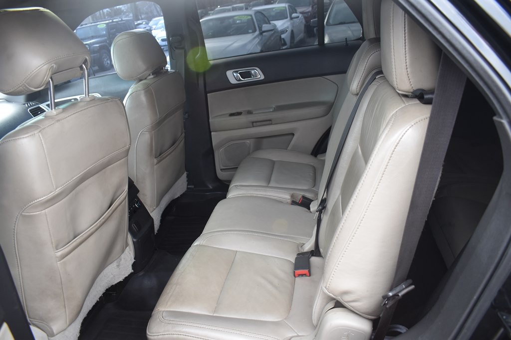 2014 Ford Explorer Image 18