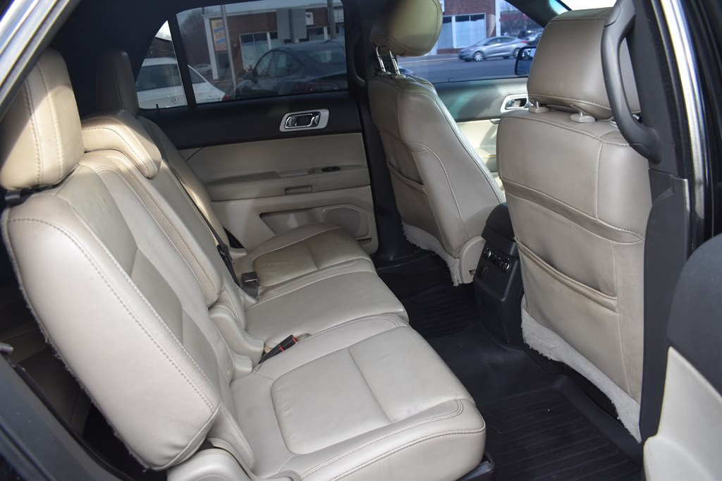 2014 Ford Explorer Image 21