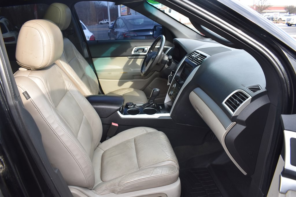 2014 Ford Explorer Image 22