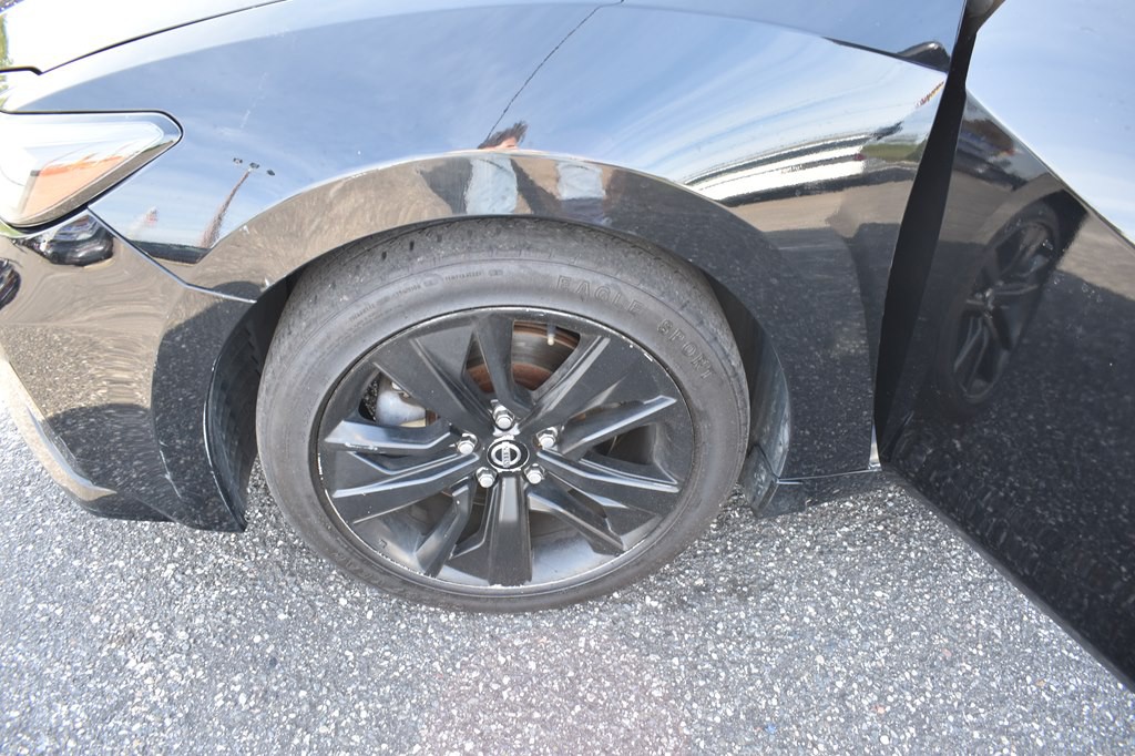 2019 Nissan Maxima Image 23