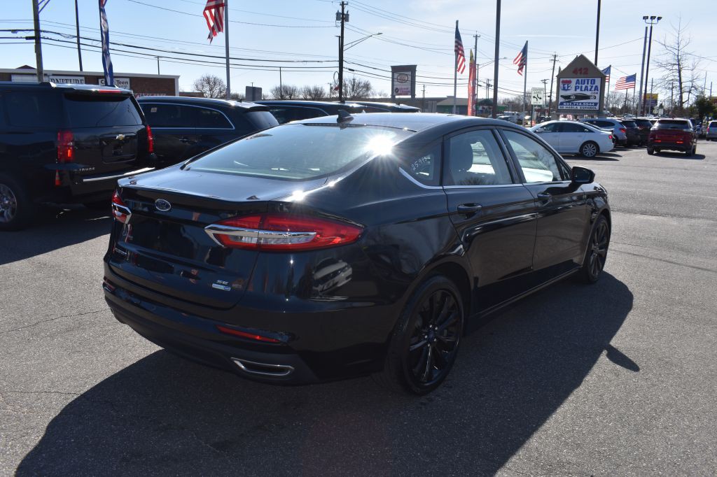 2019 Ford Fusion Image 5