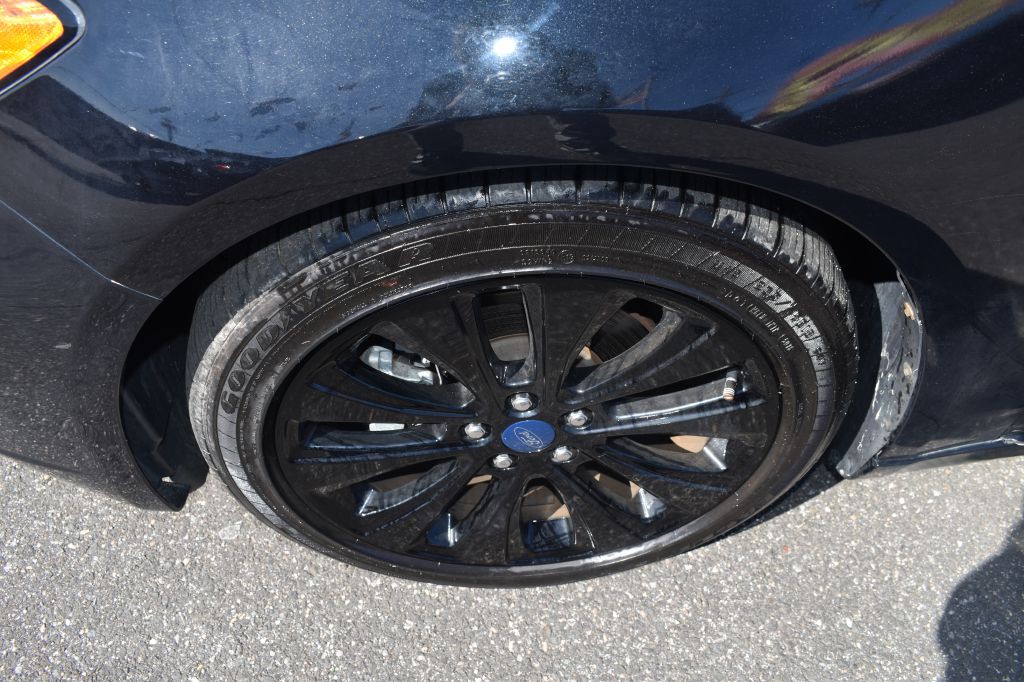 2019 Ford Fusion Image 19