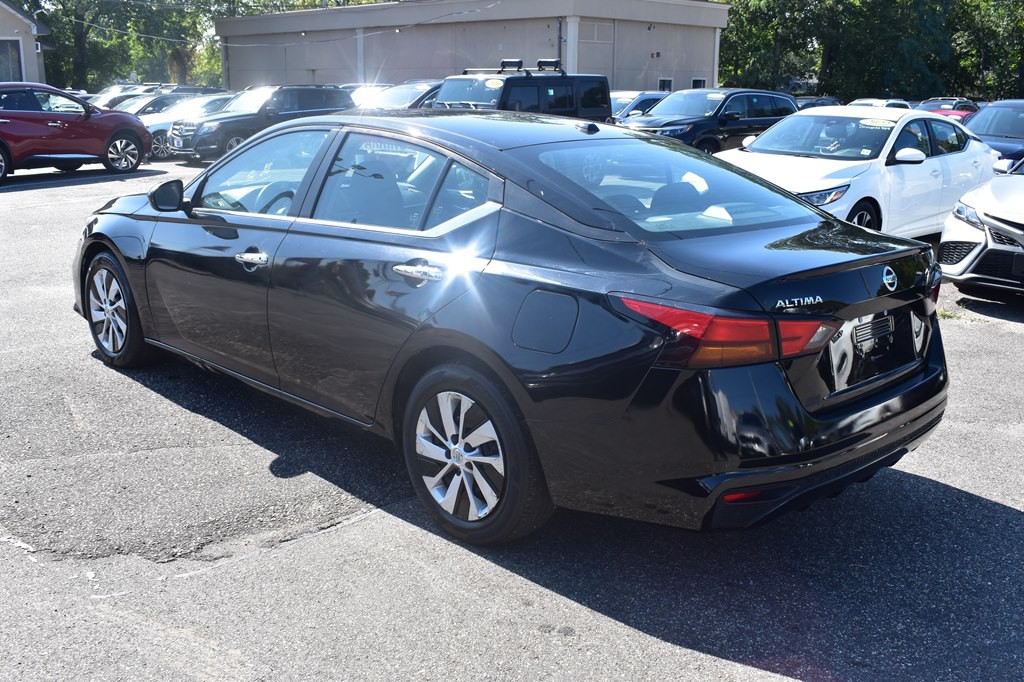 2020 Nissan Altima Image 6