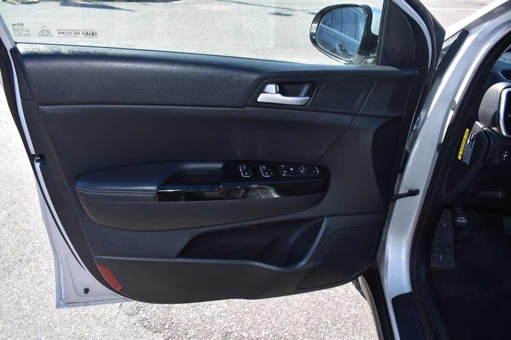 2020 Kia Sportage Image 8