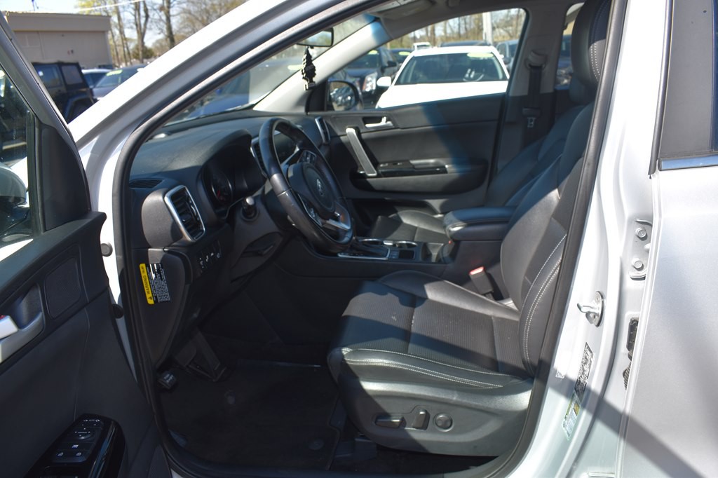 2020 Kia Sportage Image 9